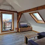 Floor With Great View Apartment