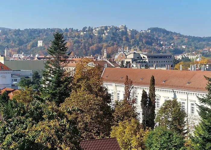 Floor With Great View Apartment *